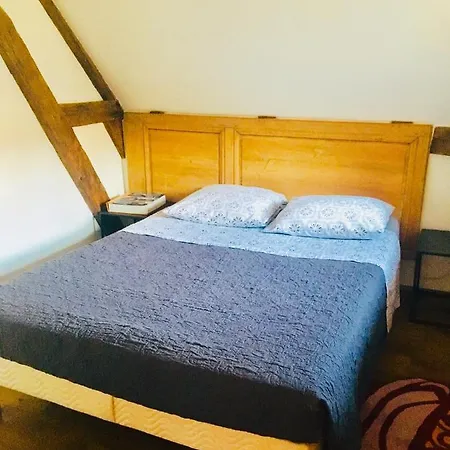 Jade House Hyper Centre *